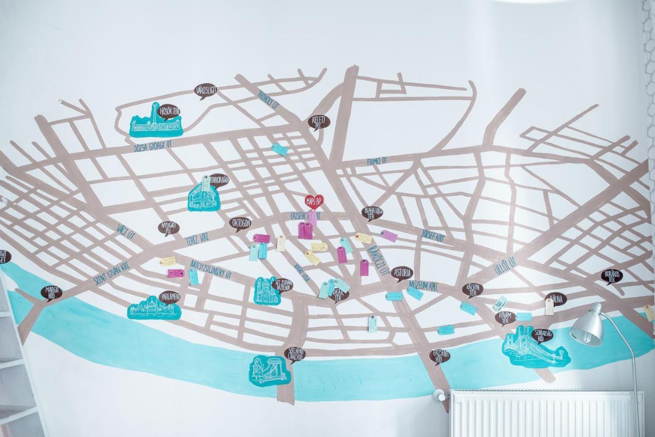 Maps Budapest Exteriör bild